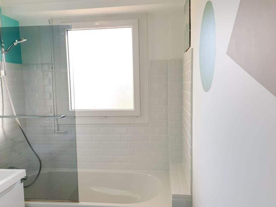 Apartment Cosy Summer 2ch - Parc Expo - 2 Balcons & Stationnement Gratuit *